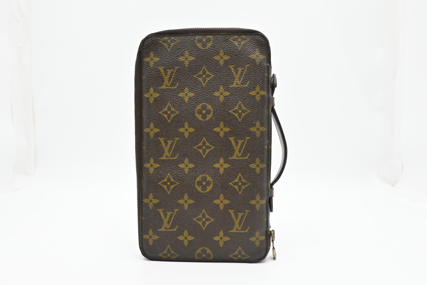 Louis Vuitton Poche Escapade in Monogram Canvas