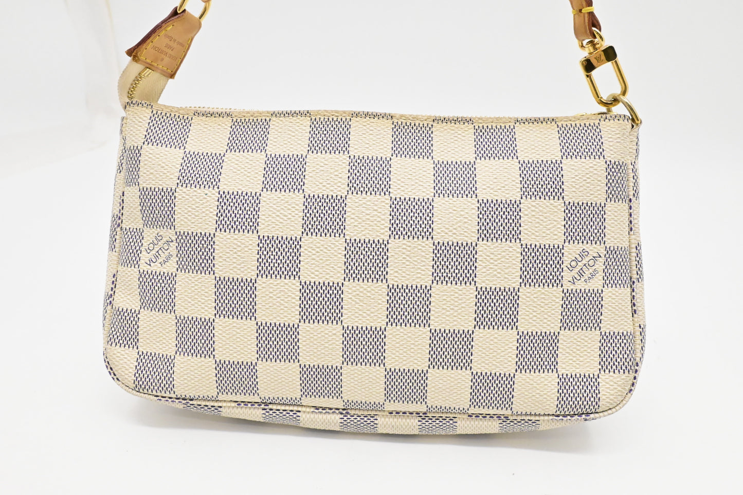 Louis Vuitton Pochette Accessoire in Damier Azur