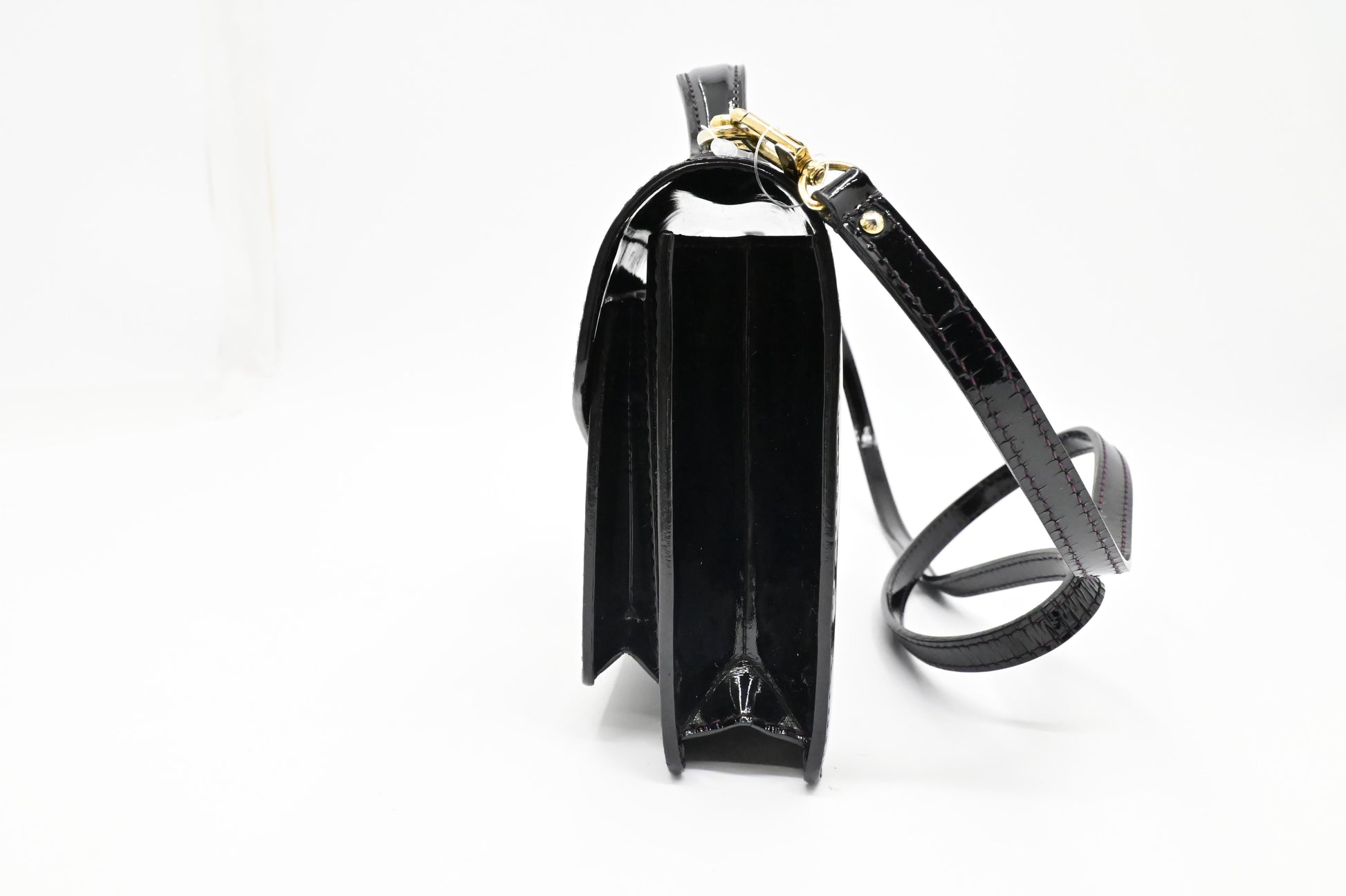 Louis Vuitton Monceau BB in Black Vernis Leather