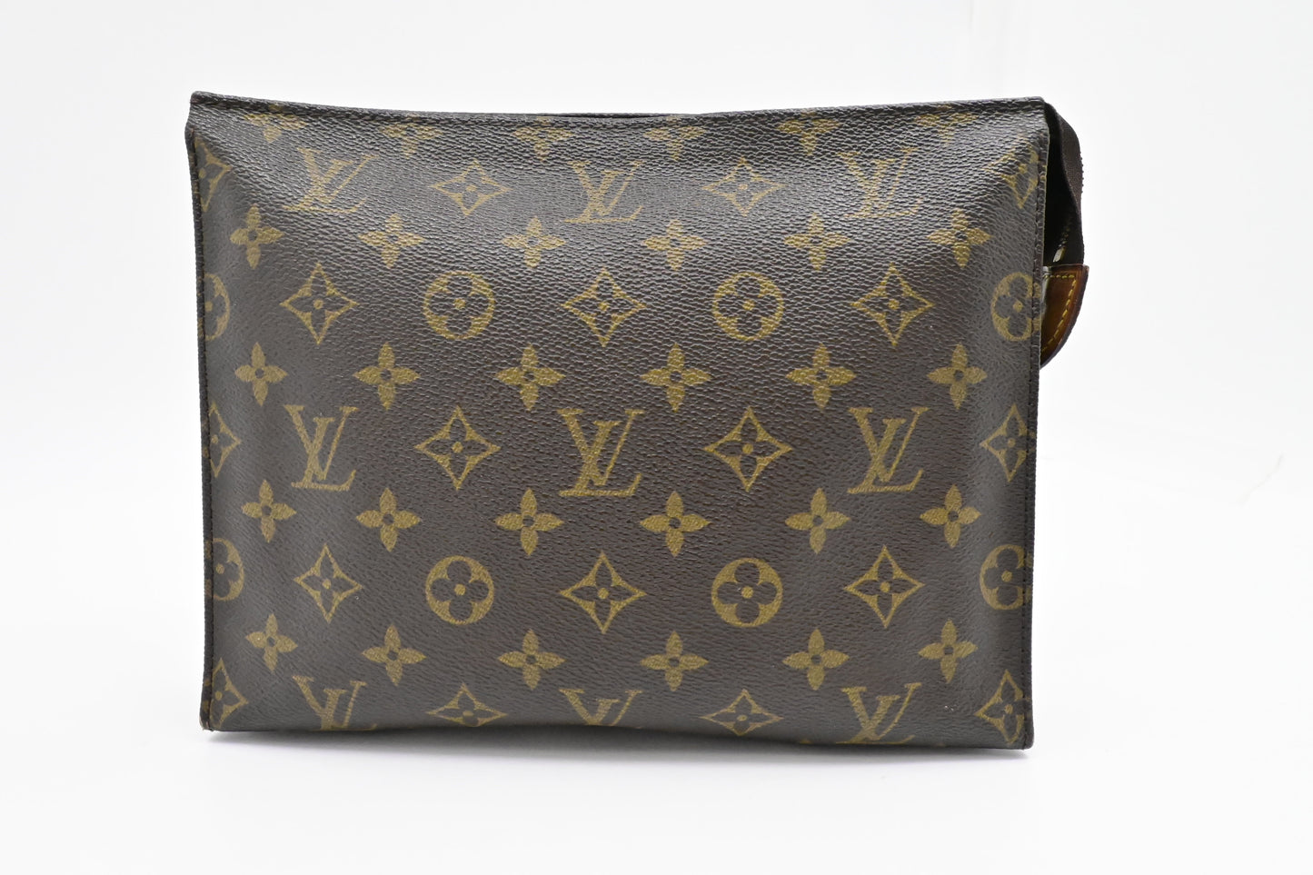 Louis Vuitton Toiletry 26 in Monogram Canvas