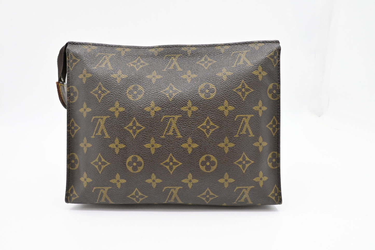 Louis Vuitton Toiletry 26 in Monogram Canvas