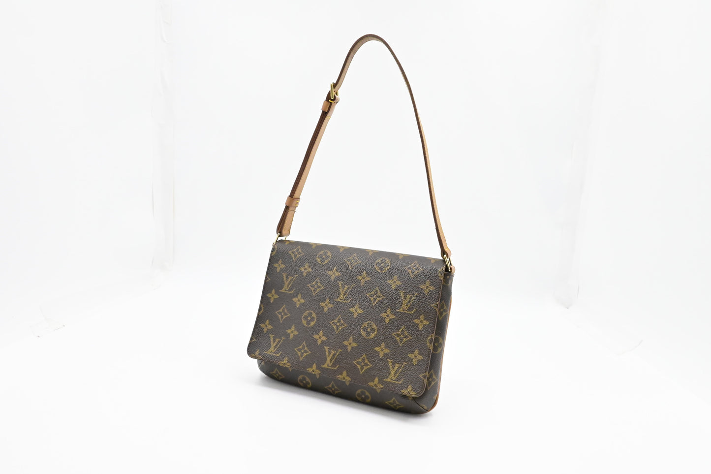 Louis Vuitton Musette Tango in Monogram Canvas