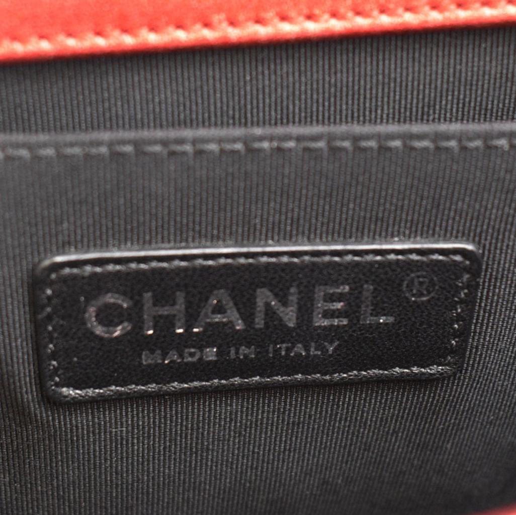 CHANEL Medium Boy Flap Metallic Patent Leather Shoulder Bag Red