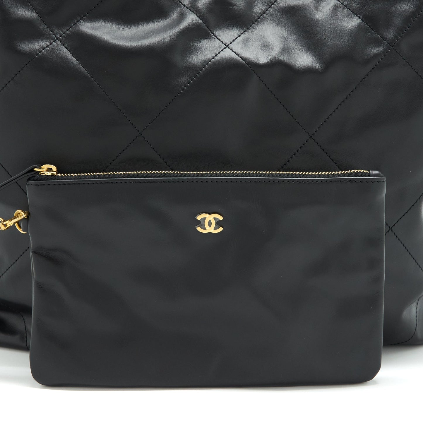 Chanel 22 Handbag Shiny Calfskin Black