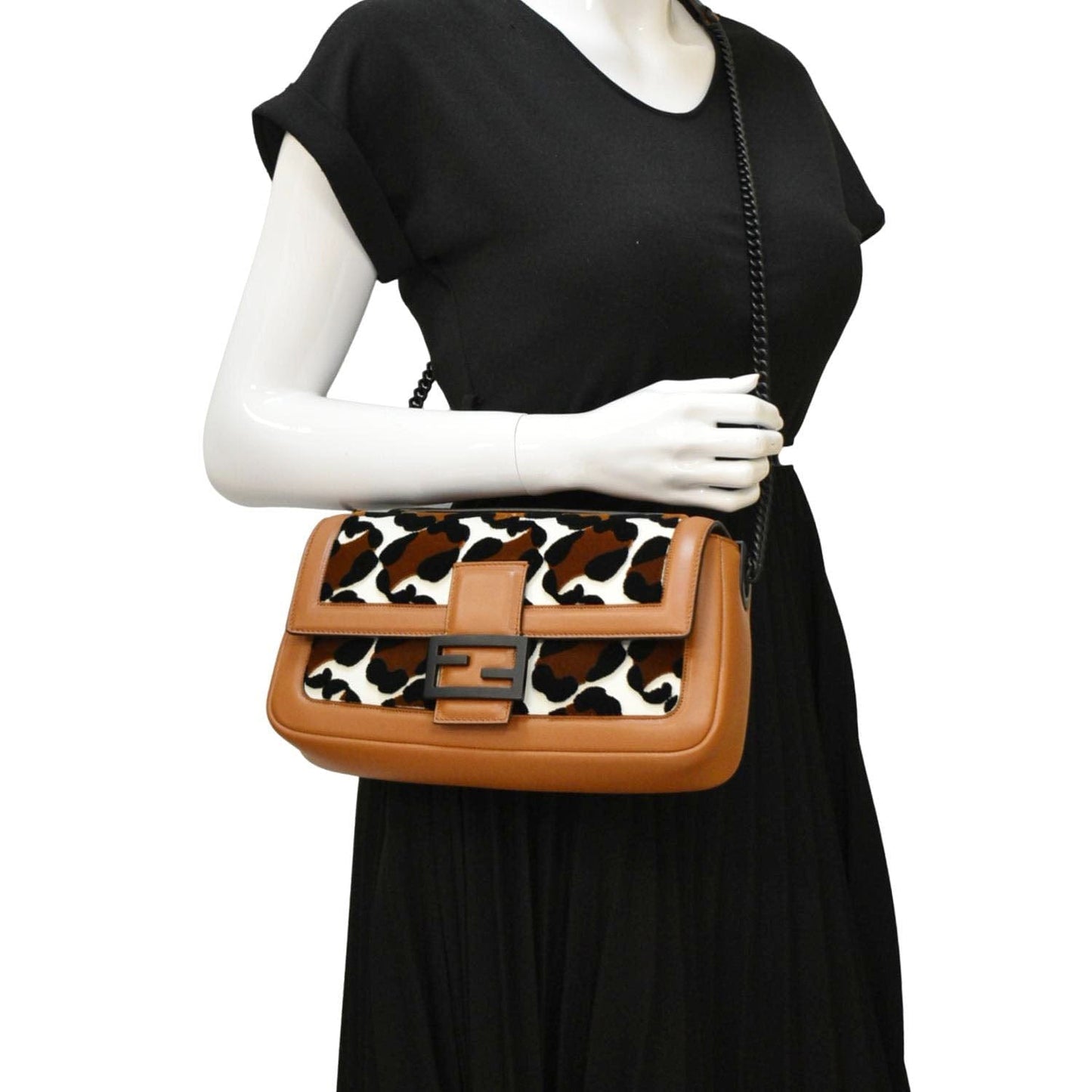 Fendi Baguette Shoulder Bag - Ewore Bags