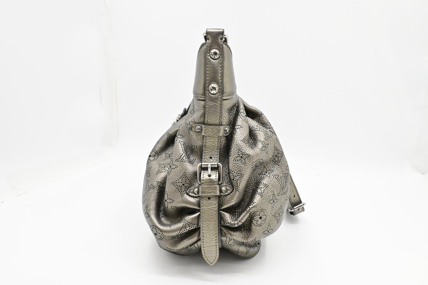 Louis Vuitton Mahina XS in Metallic Bronze Leather