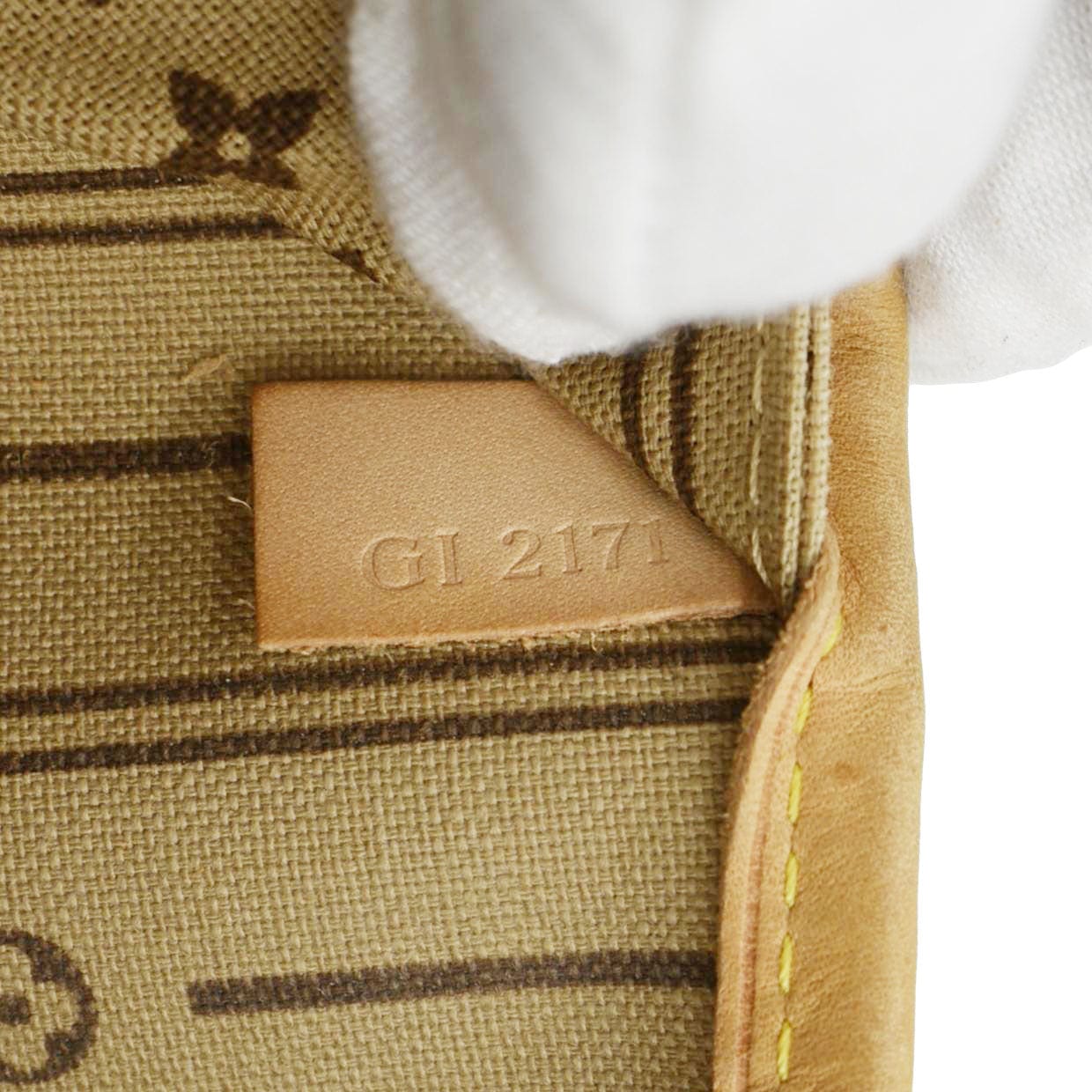 LOUIS VUITTON Neverfull MM Monogram Canvas Shoulder Bag Brown