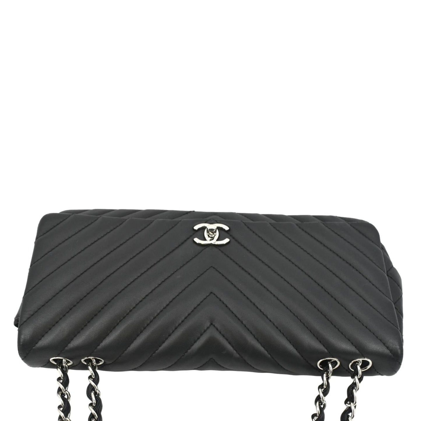 CHANEL Surpique Jumbo Chevron Lambskin Leather Flap Crossbody Bag Black