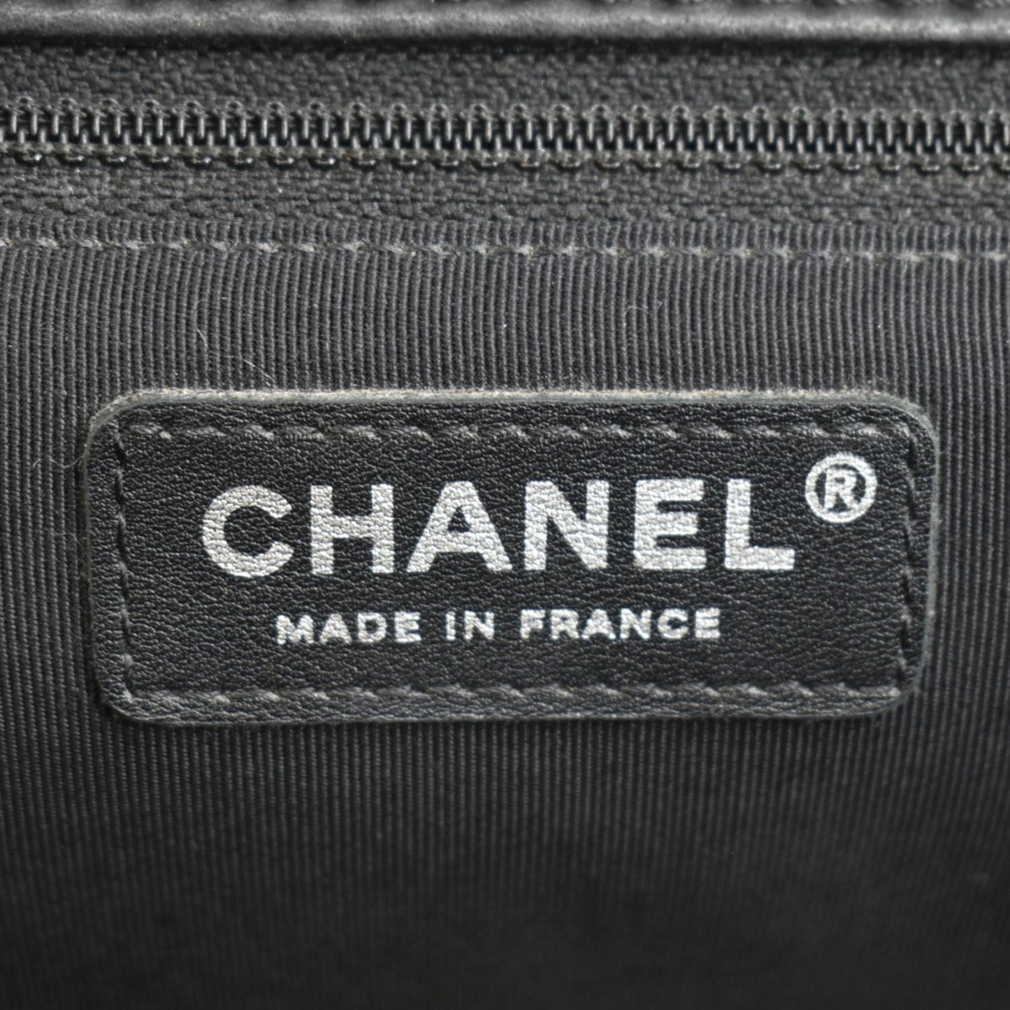 CHANEL Surpique Jumbo Chevron Lambskin Leather Flap Crossbody Bag Black