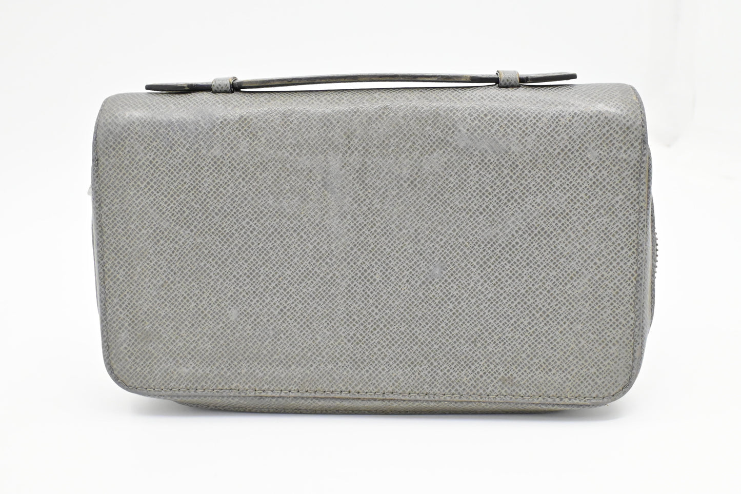 Louis Vuitton Zippy XL Wallet in Gray Taiga Leather