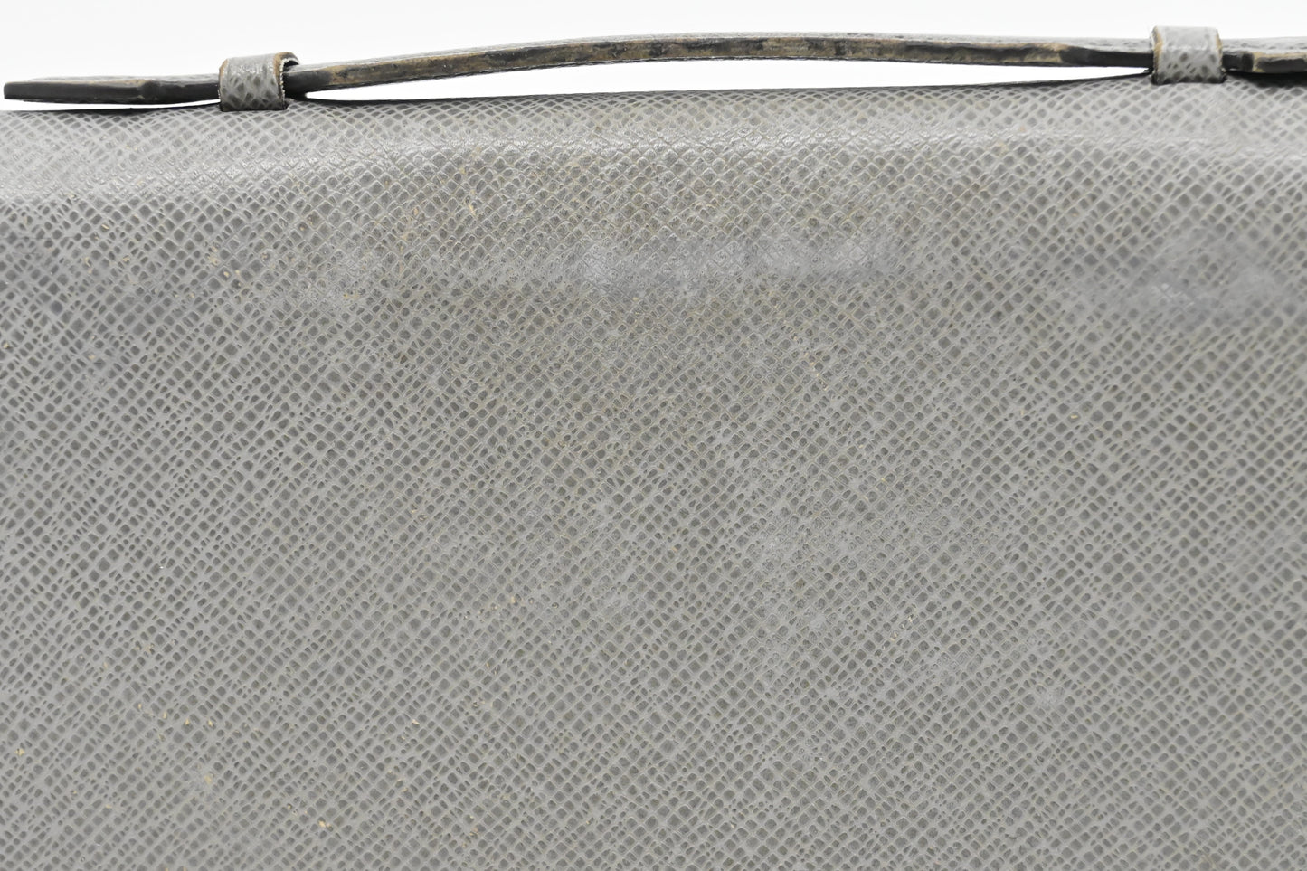 Louis Vuitton Zippy XL Wallet in Gray Taiga Leather