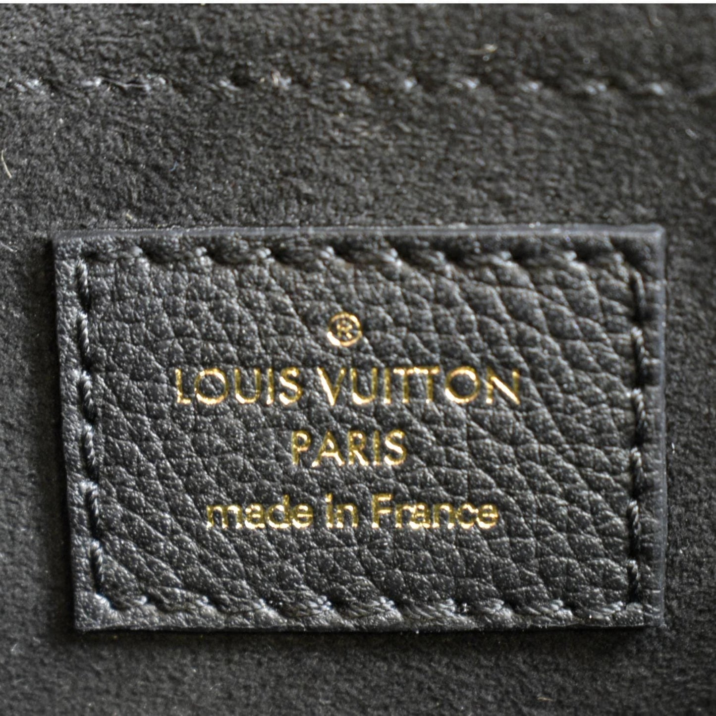 LOUIS VUITTON Mylockme Calf Leather Chain Shoulder Bag Creme