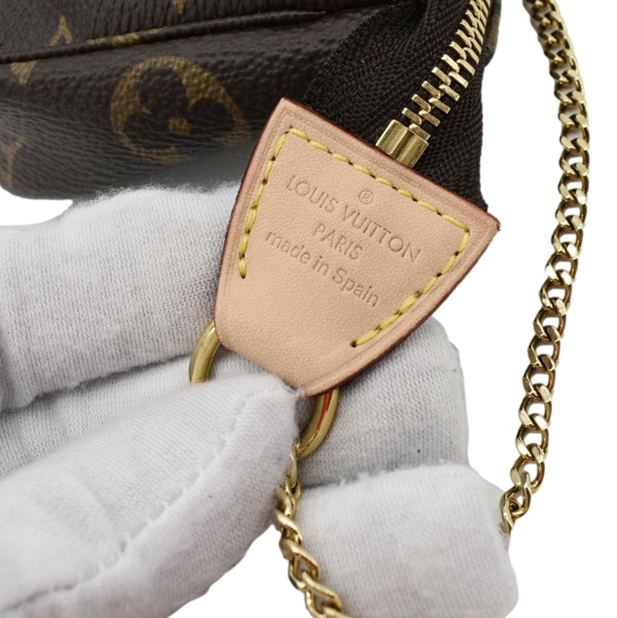 LOUIS VUITTON  Mini Pochette Monogram Canvas Accessoires Pouch Brown