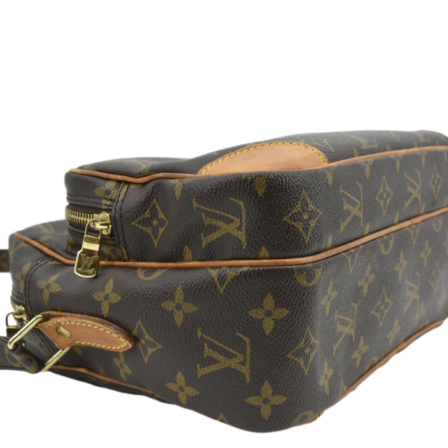 LOUIS VUITTON Nile   Monogram Canvas Crossbody Shoulder Bag