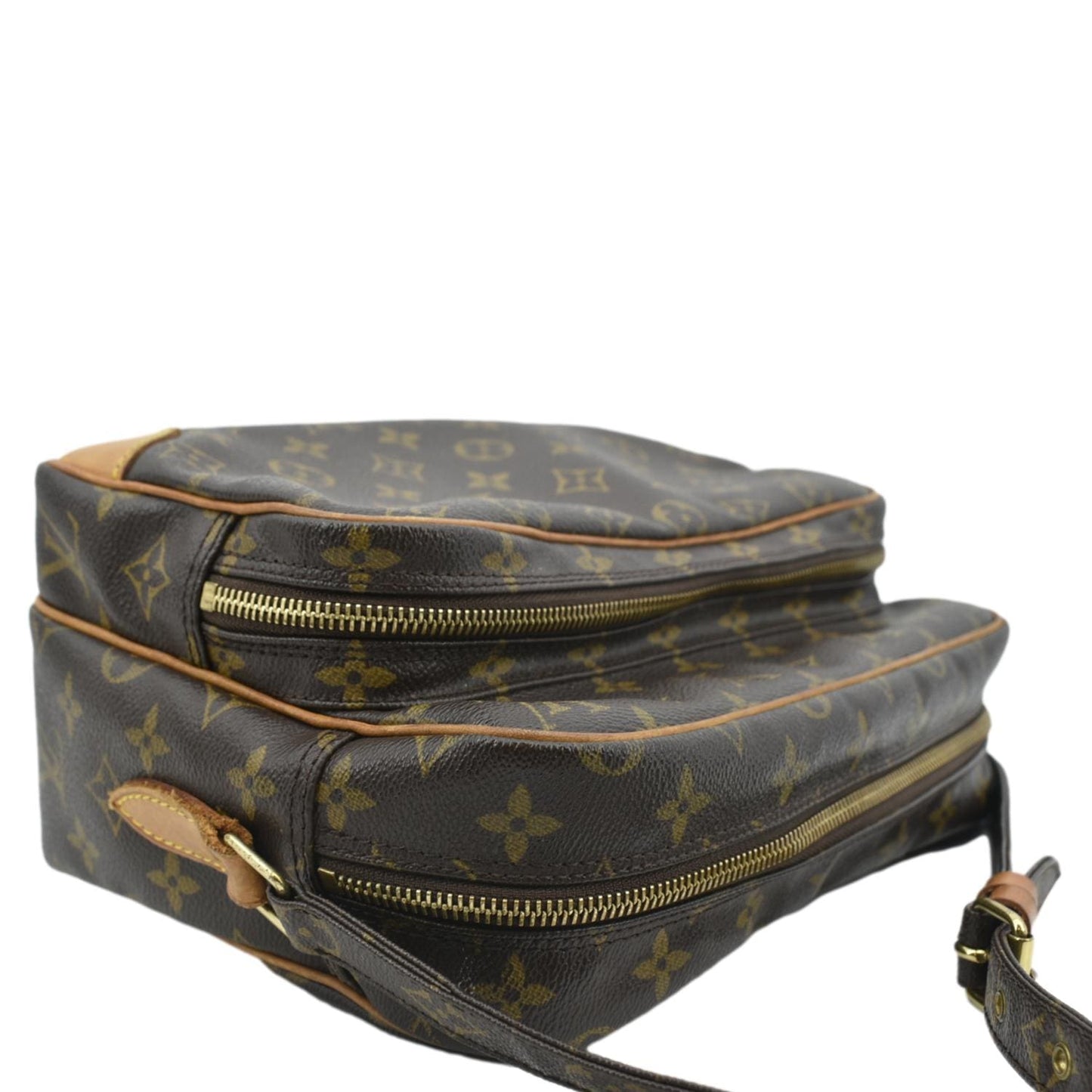LOUIS VUITTON Nile   Monogram Canvas Crossbody Shoulder Bag