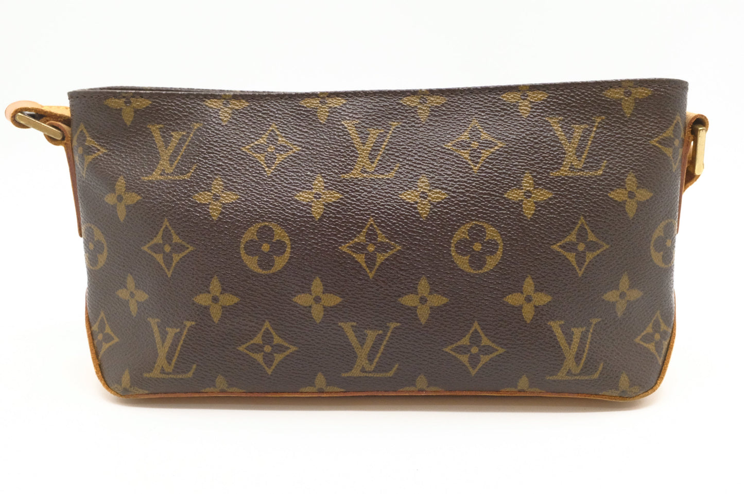 Louis Vuitton Trotteur in Monogram Canvas