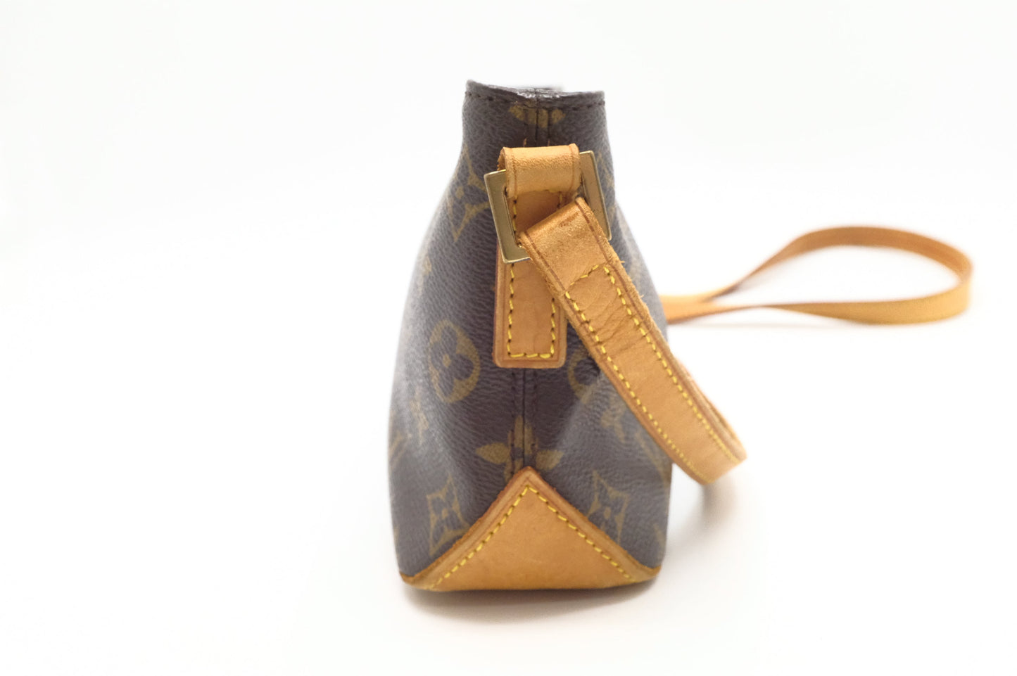 Louis Vuitton Trotteur in Monogram Canvas