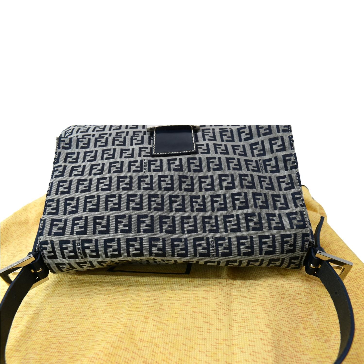 Fendi Mamma Baguette Shoulder Bag - Ewore Bags