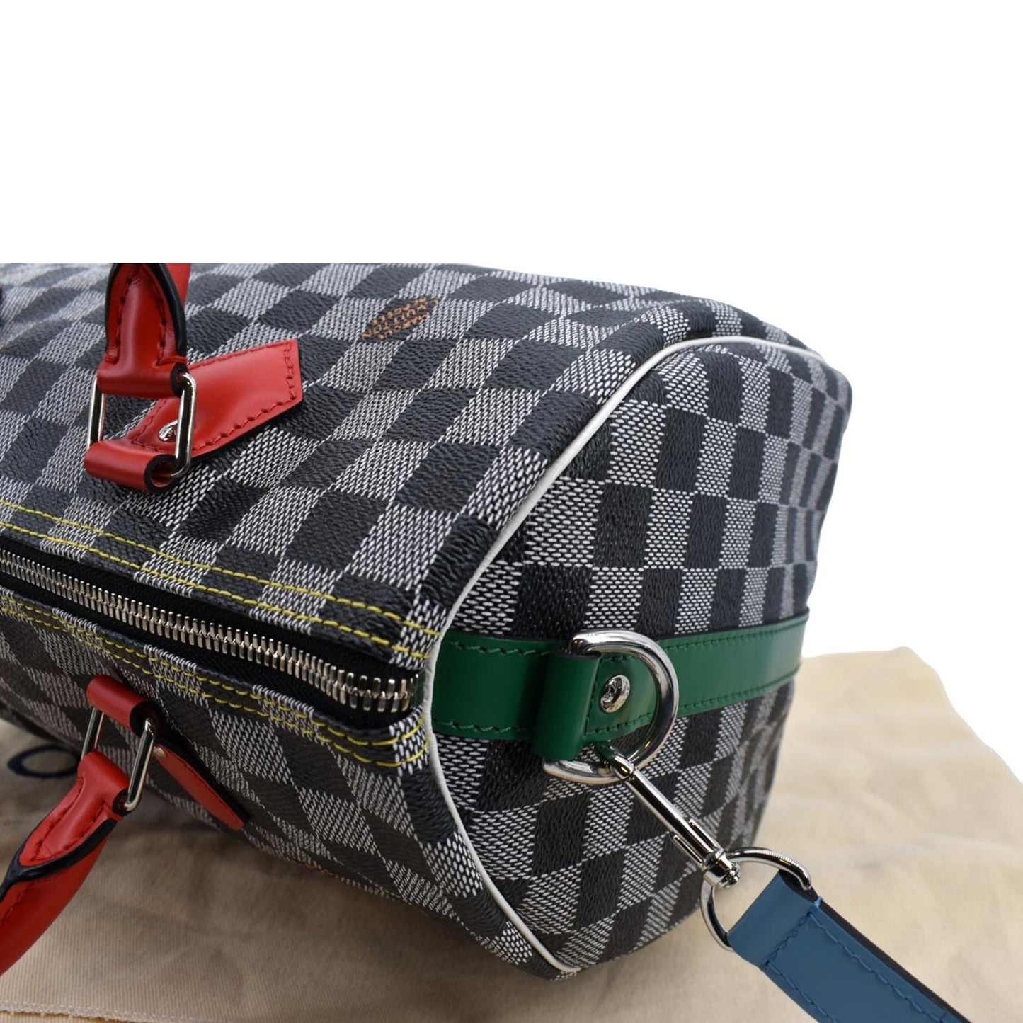 LOUIS VUITTON  30 Bandouliere Damier Shoulder Bag Black White
