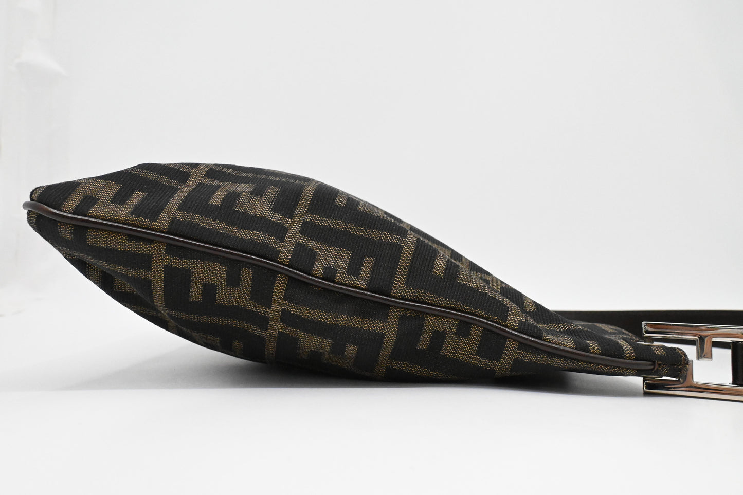 Fendi Shoulder Bag in Zucca Canvas