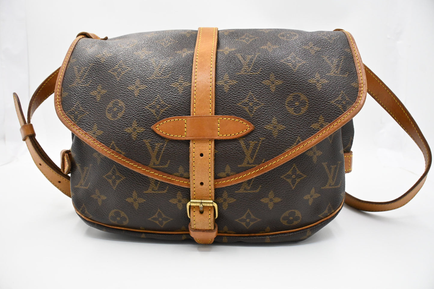 Louis Vuitton Saumur 30 in Monogram Canvas