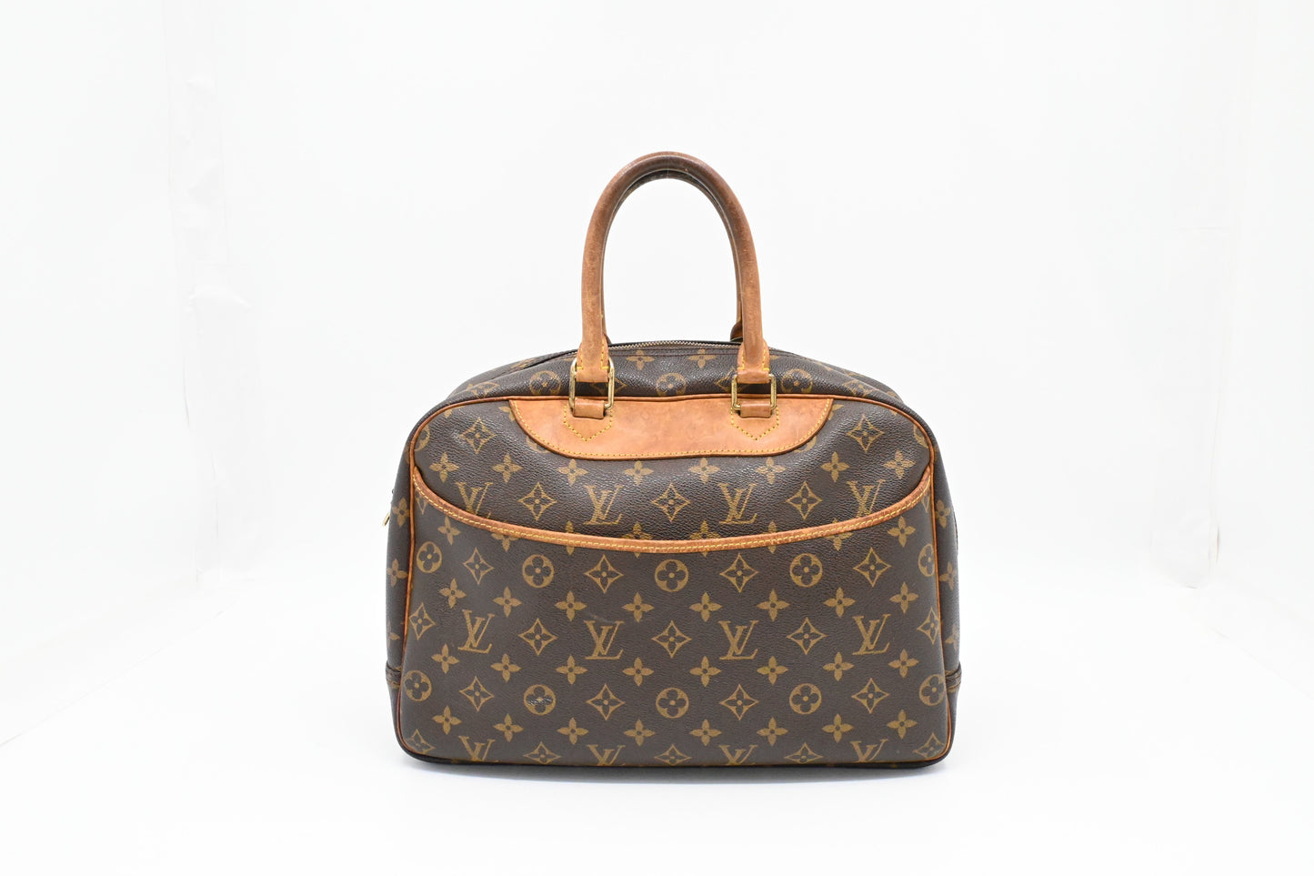 Louis Vuitton Deauville in Monogram Canvas