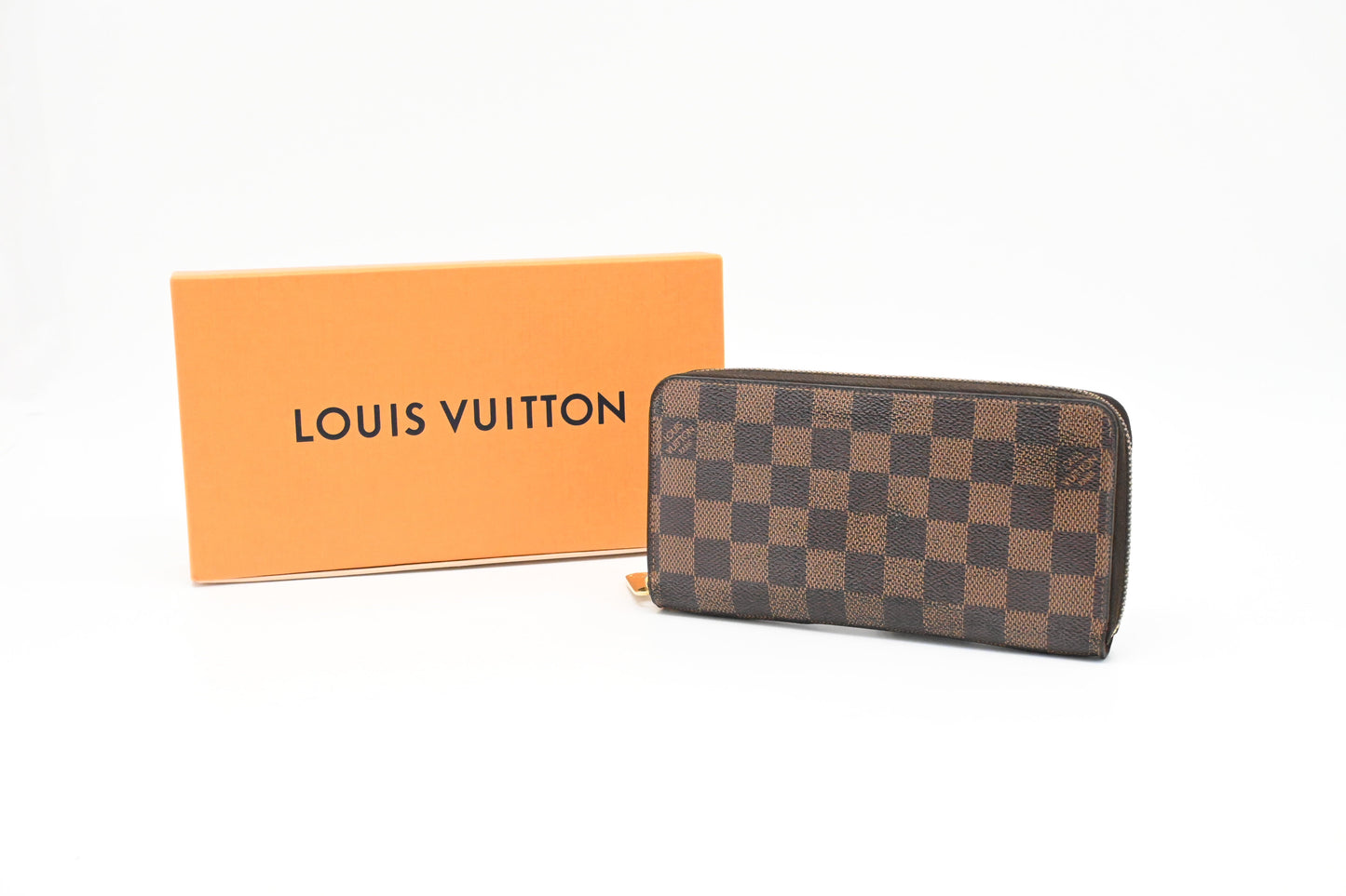 Louis Vuitton Long Zippy Wallet in Damier Ebene Canvas