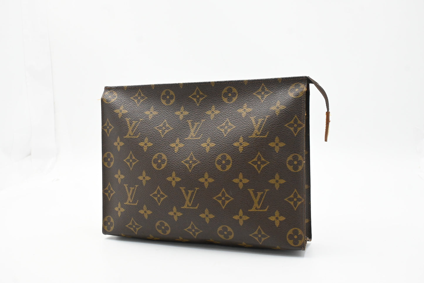 Louis Vuitton Toiletry 26 in Monogram Canvas