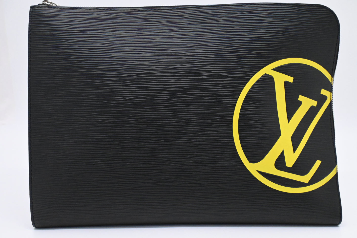 Louis Vuitton Pochette Jules in Black Epi Leather