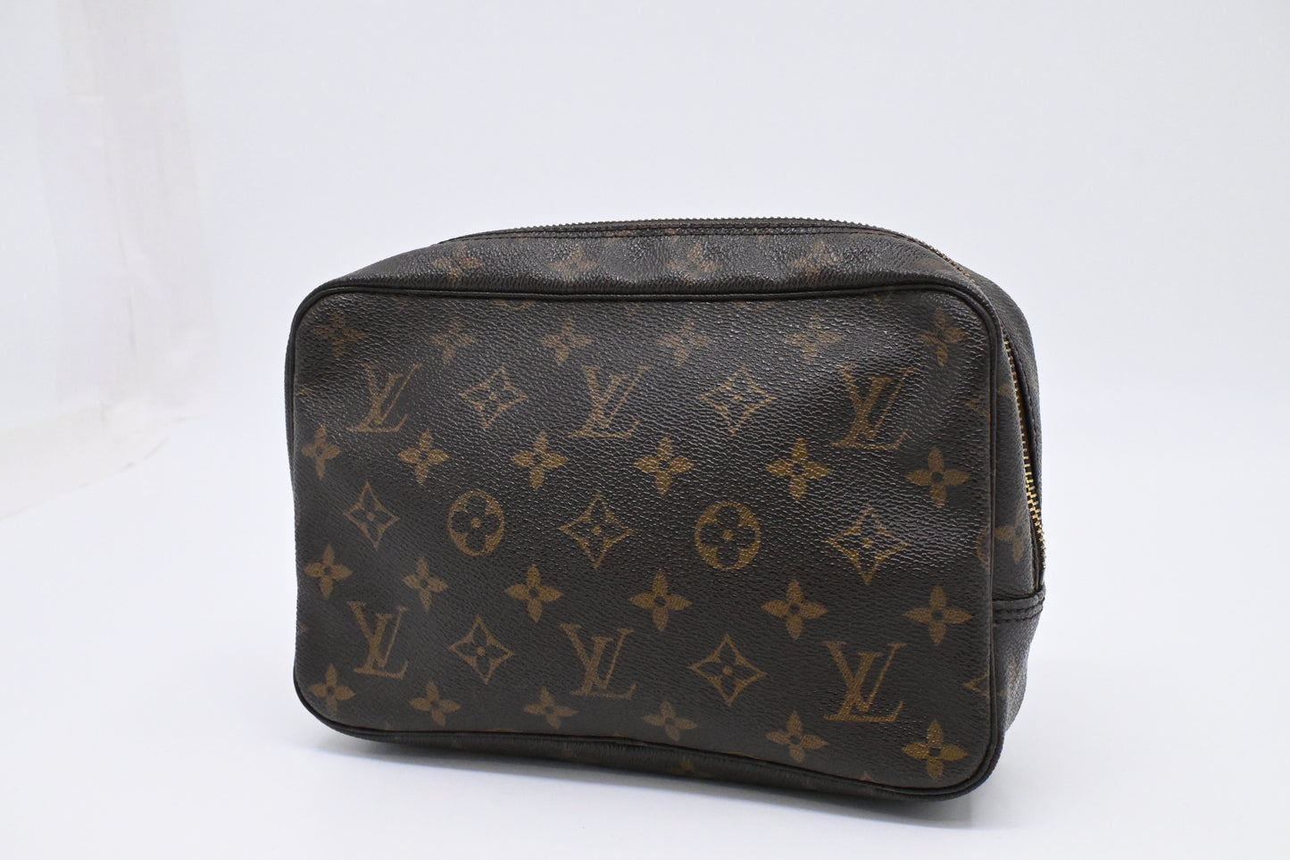 Louis Vuitton Trousse 23 in Monogram Canvas