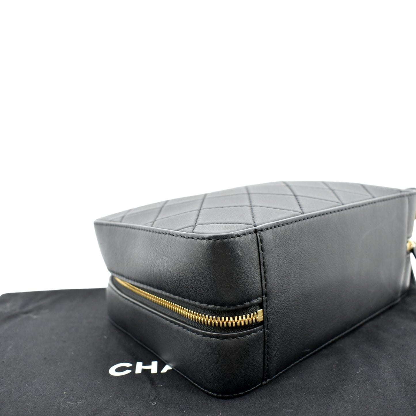 CHANEL Vanity Leather Crossbody Bag Black-
