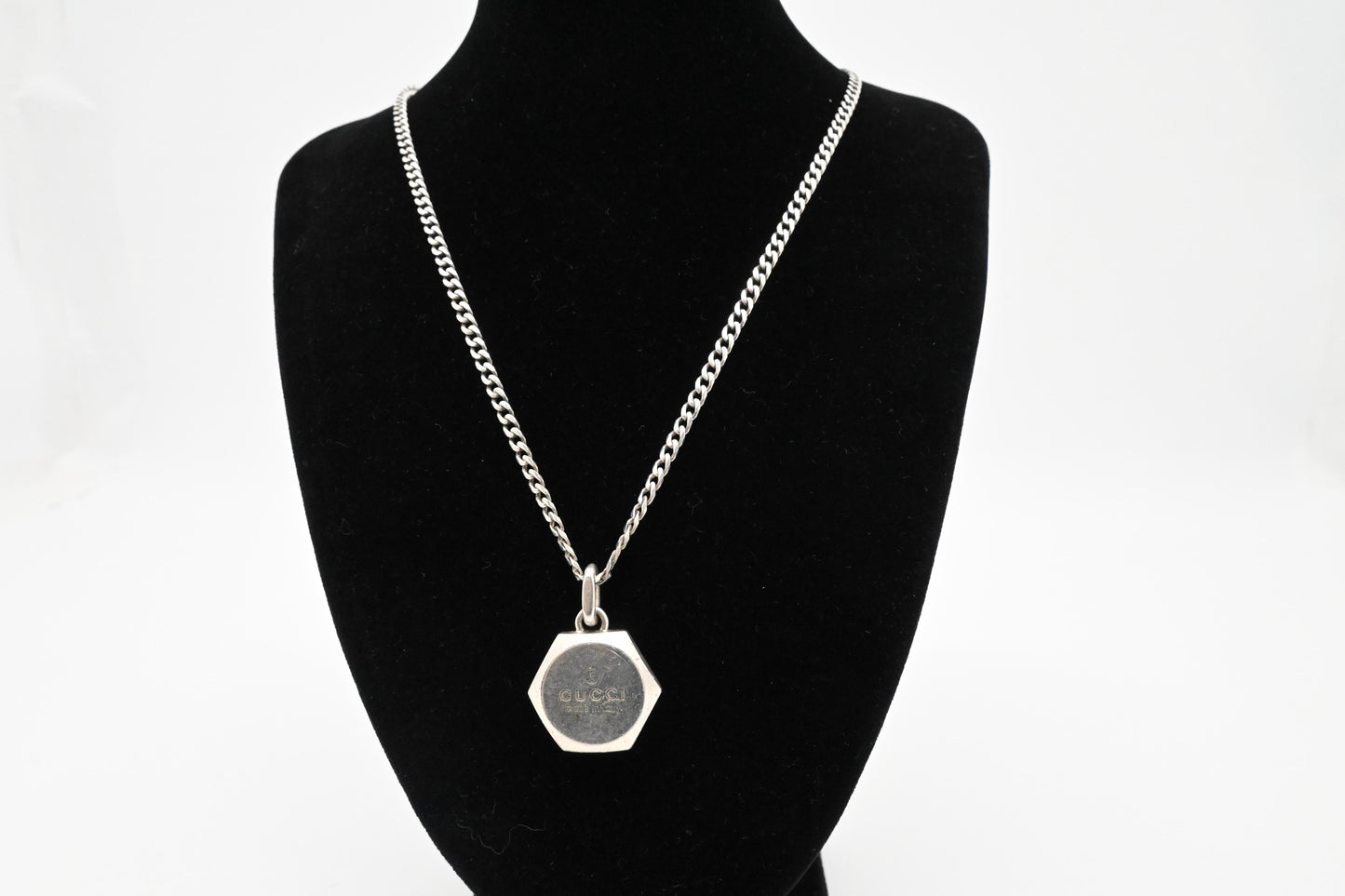 Gucci Hexagon Necklace in Sterling Silver
