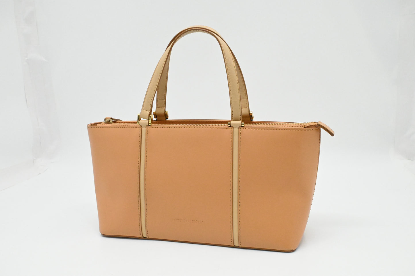 Burberry Handbag in Beige Leather