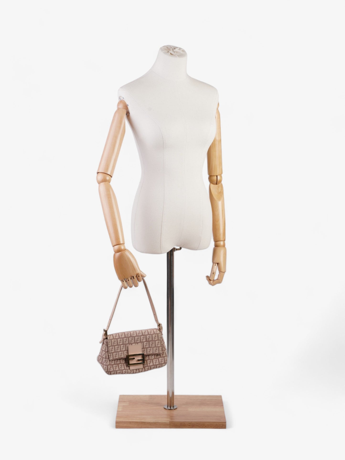 Fendi Mamma Baguette Shoulder Bag - Ewore Bags
