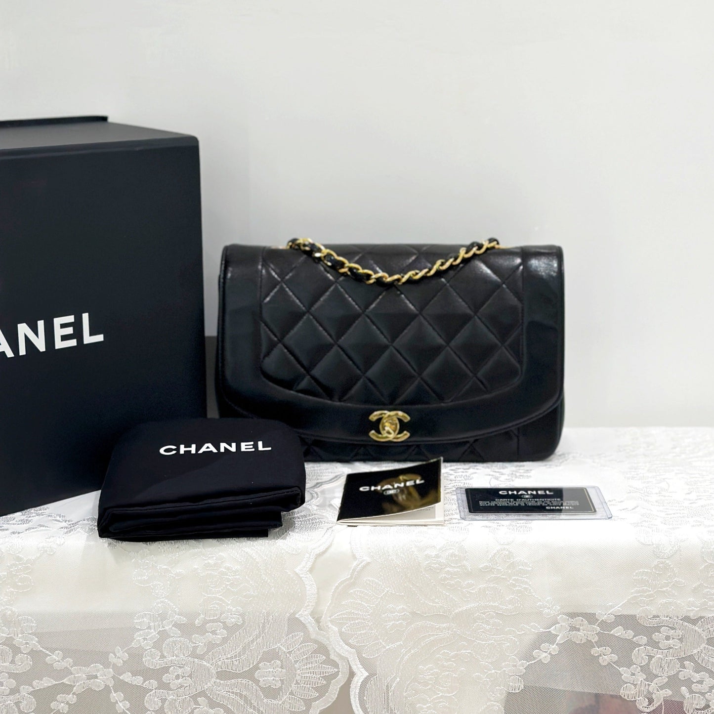 Chanel Diana Handbag Bag - Ewore Bags