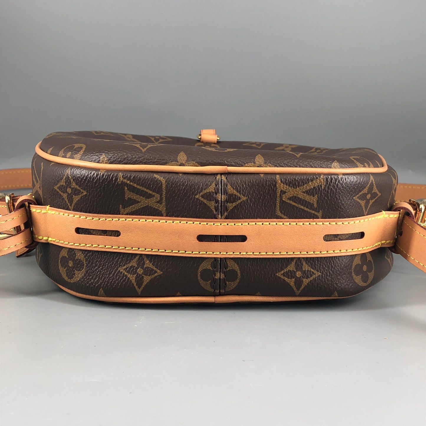 Louis Vuitton Monogram Canvas Boite Chapeau Souple Medium Round Crossbody Bag Brown