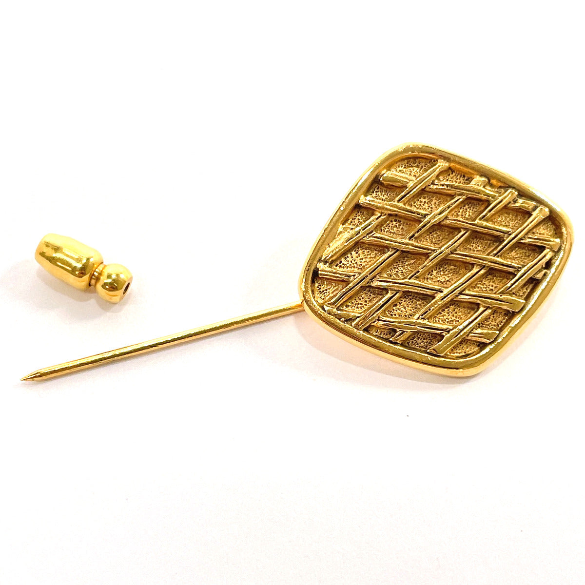 CHANEL Brooch metal gold vintage Pin Brooch