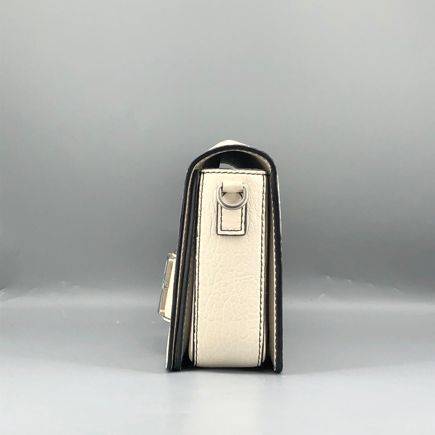 Christian Dior Dio(r)evolution Cream Grained Calfskin shoulder Bag