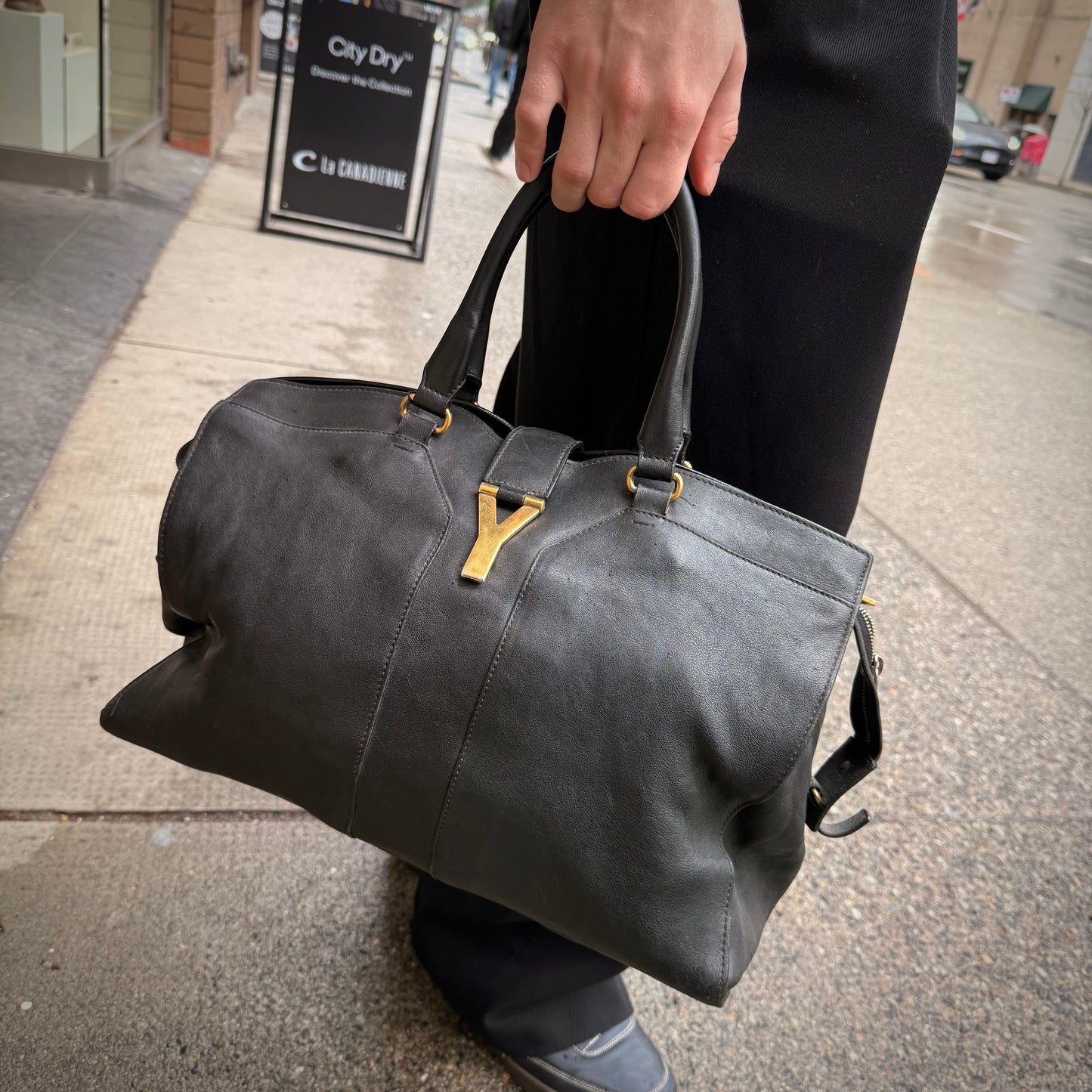 Yves Saint Laurent Black Lambskin Cabas Handbag
