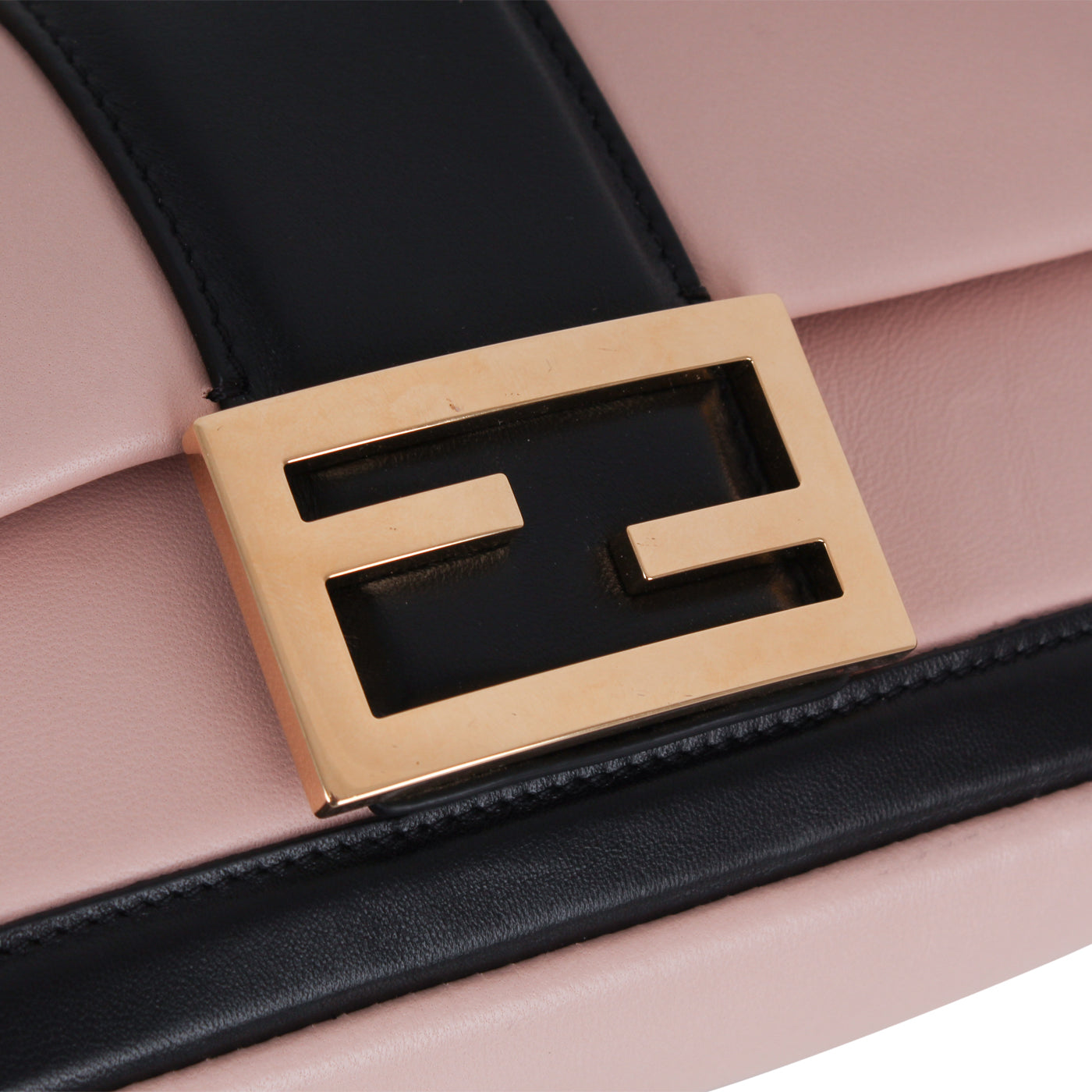 Fendi Baguette Shoulder Bag - Ewore Bags
