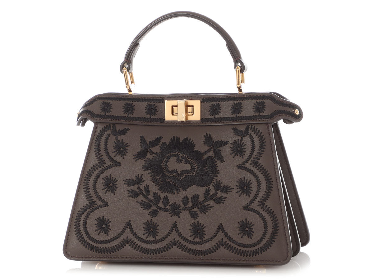 Fendi Baguette Shoulder Bag - Ewore Bags