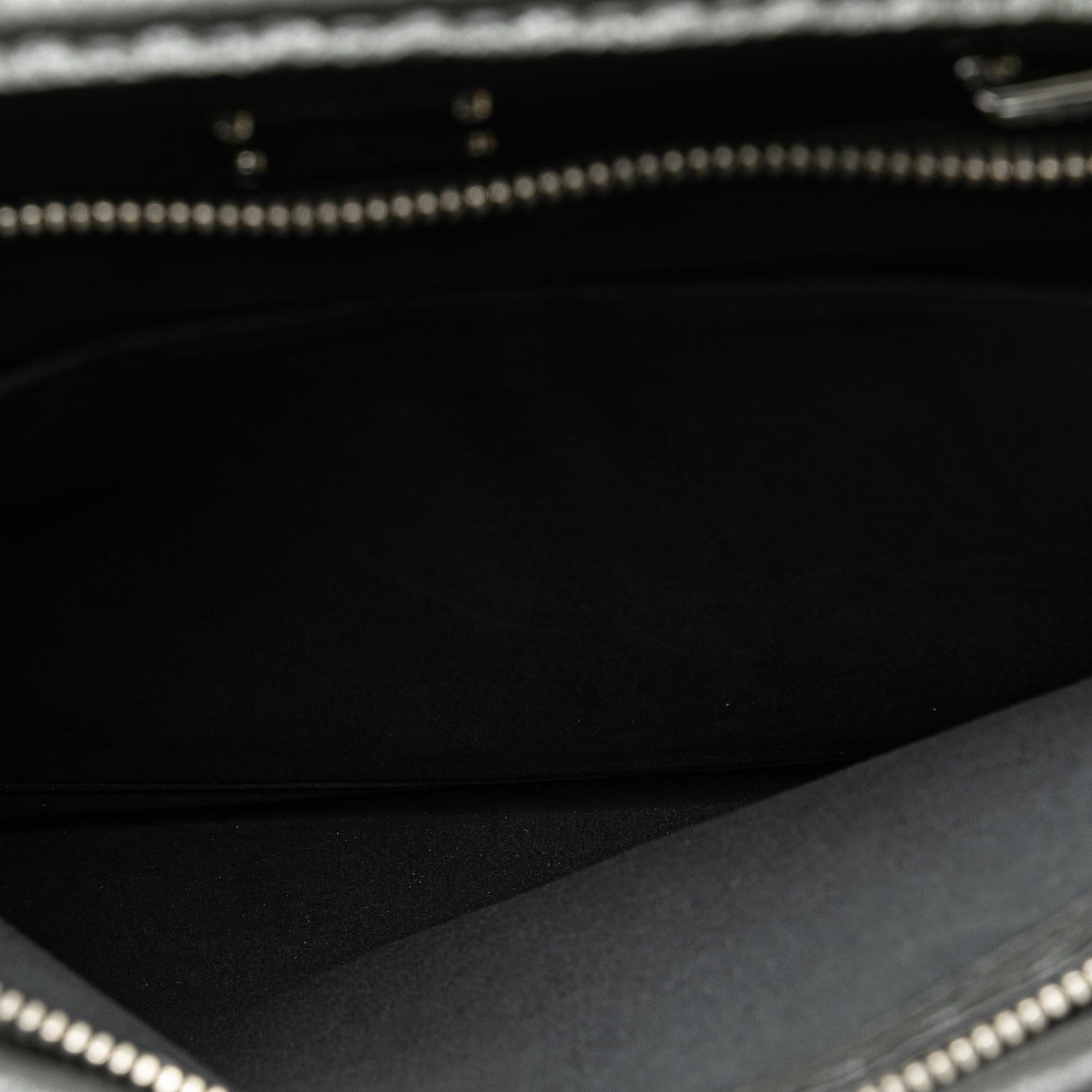 Fendi Peekaboo Handbag - Ewore Bags