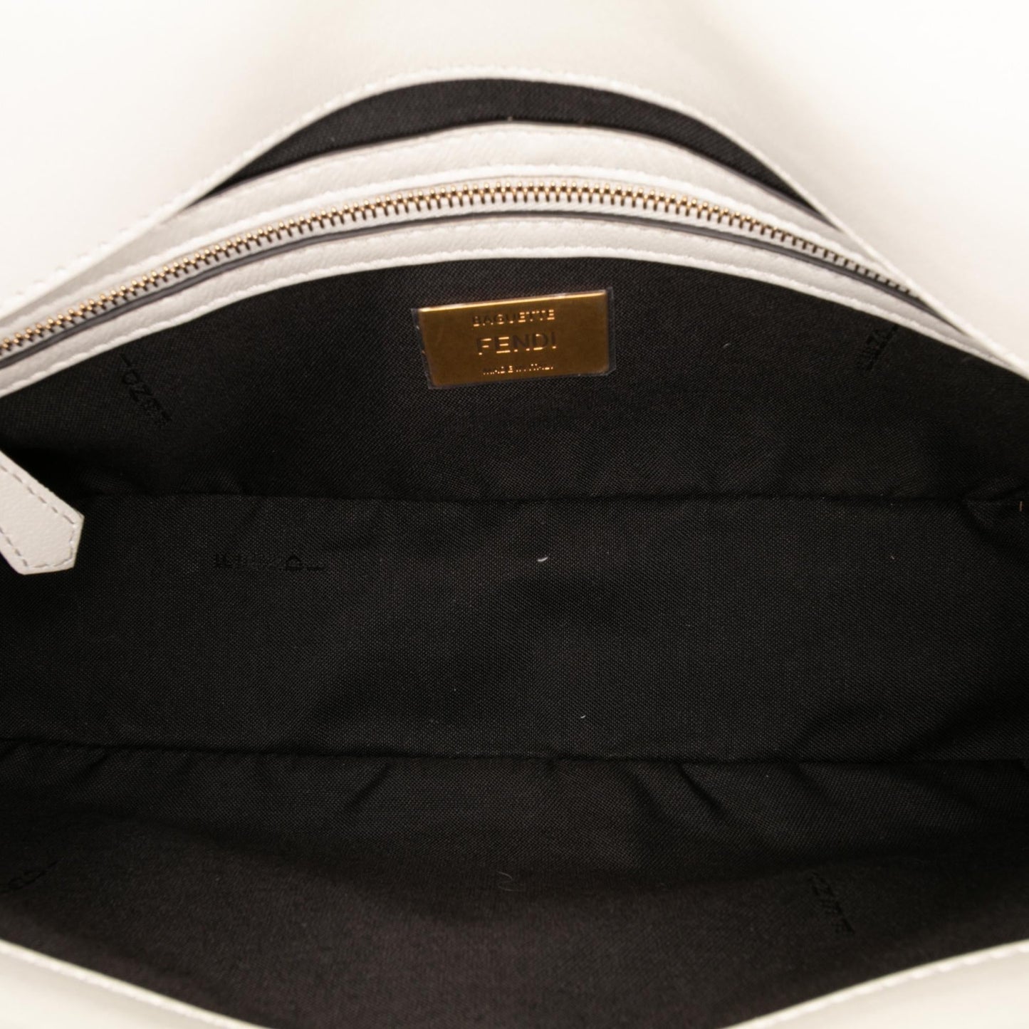 Fendi Baguette Shoulder Bag - Ewore Bags