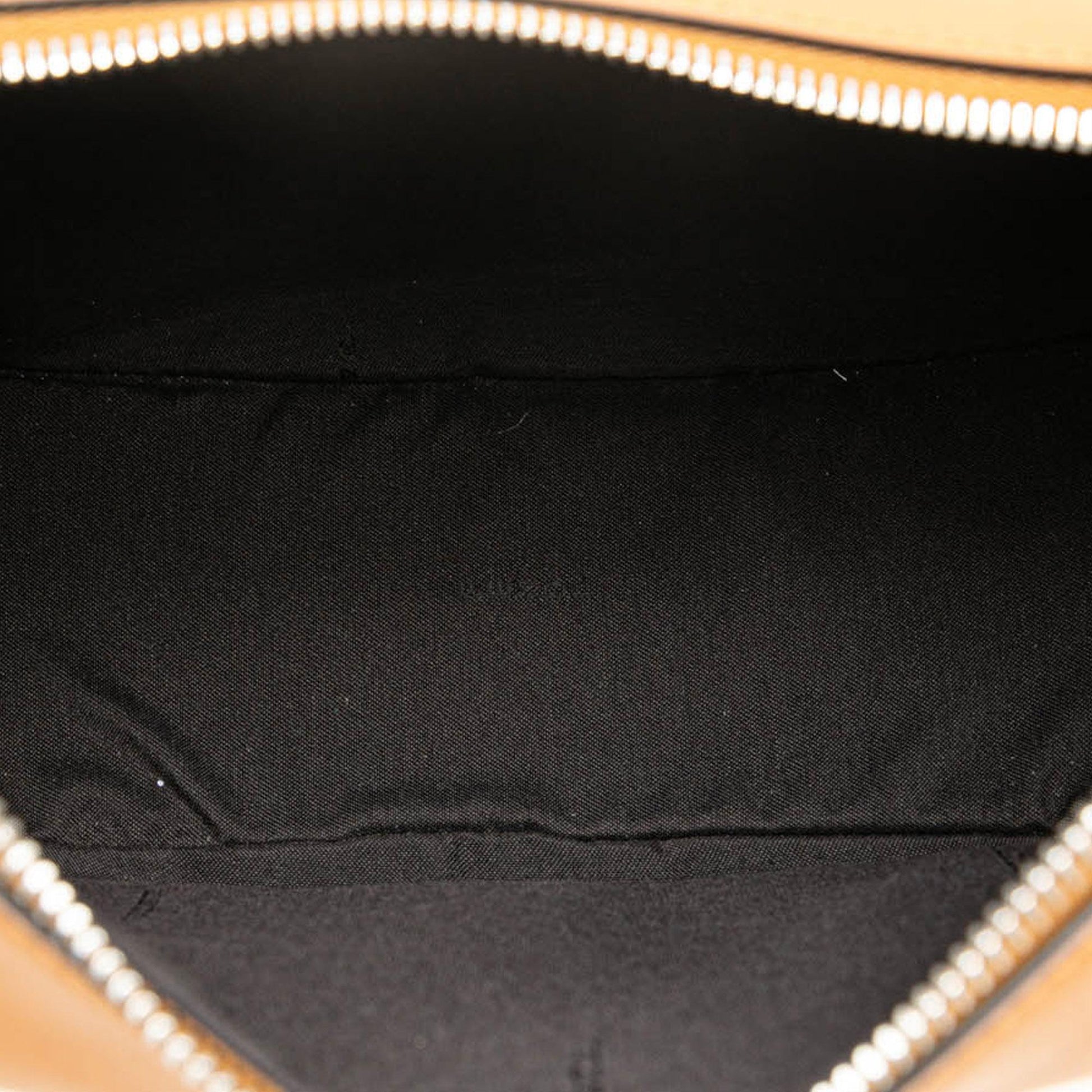 Fendi Fendigraphy Shoulder Bag - Ewore Bags