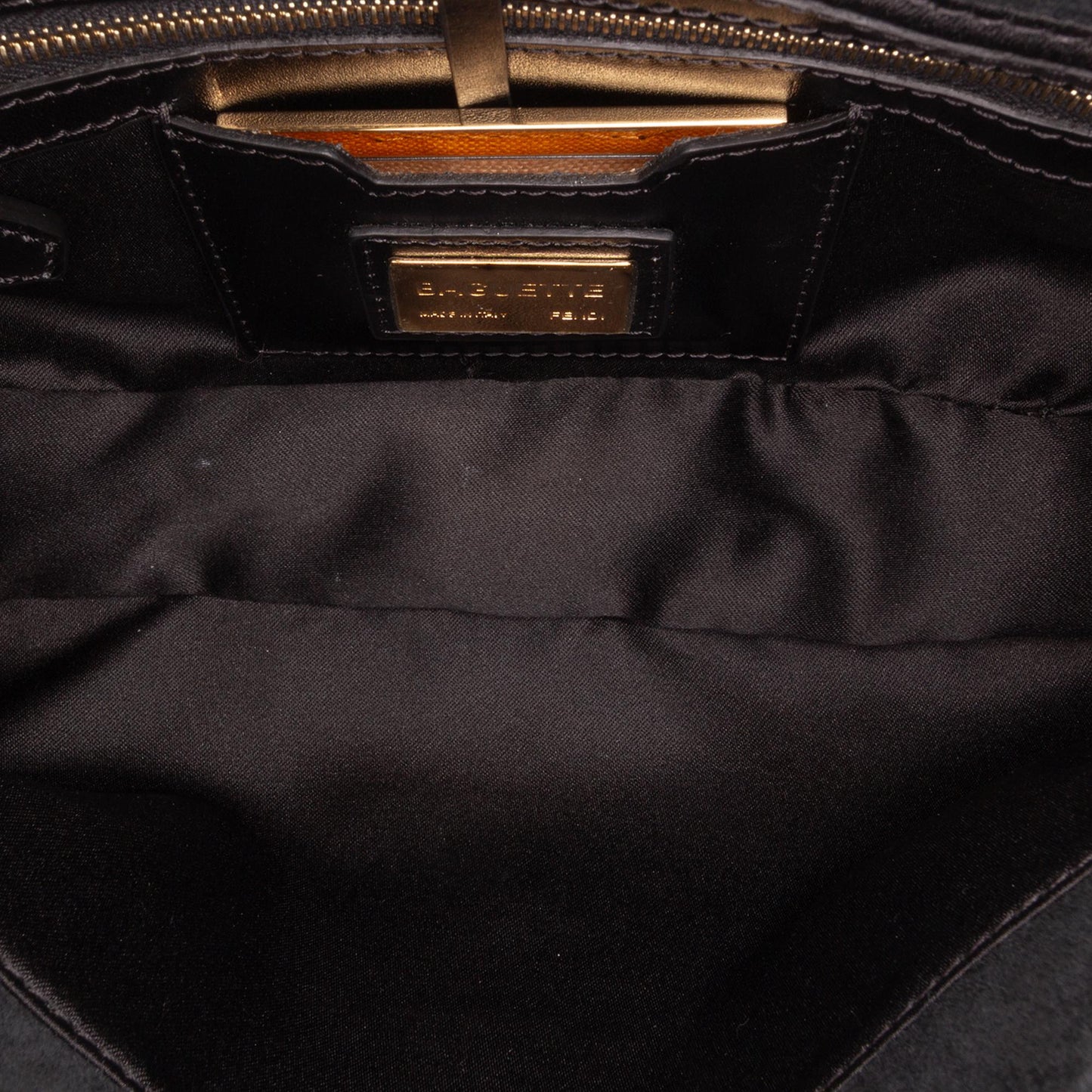 Fendi Baguette Shoulder Bag - Ewore Bags