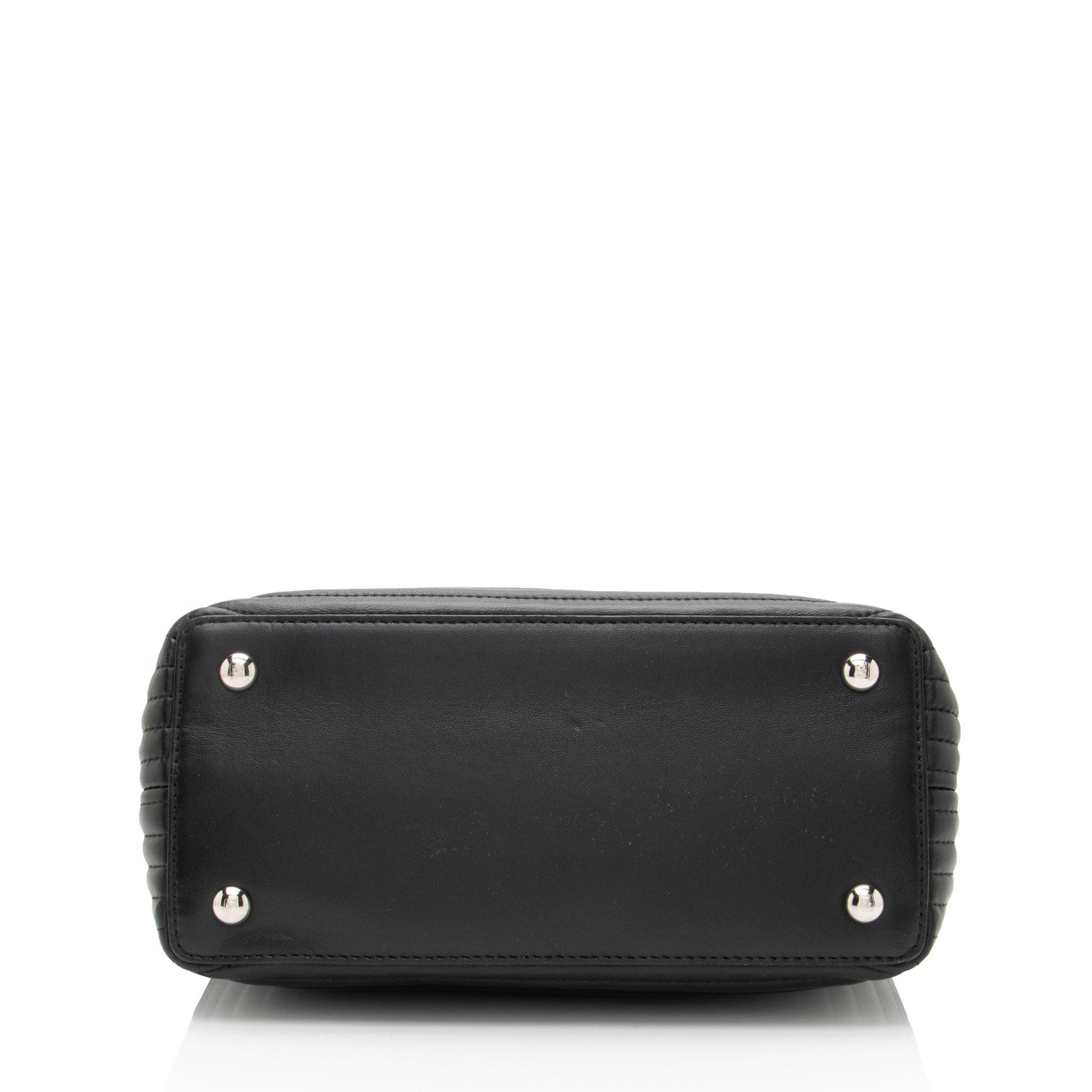 Fendi Dotcom Shoulder Bag - Ewore Bags