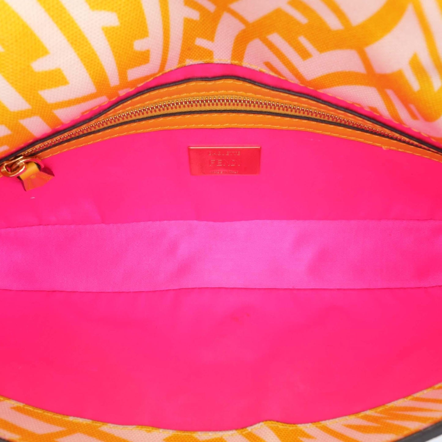 Fendi Baguette Shoulder Bag - Ewore Bags