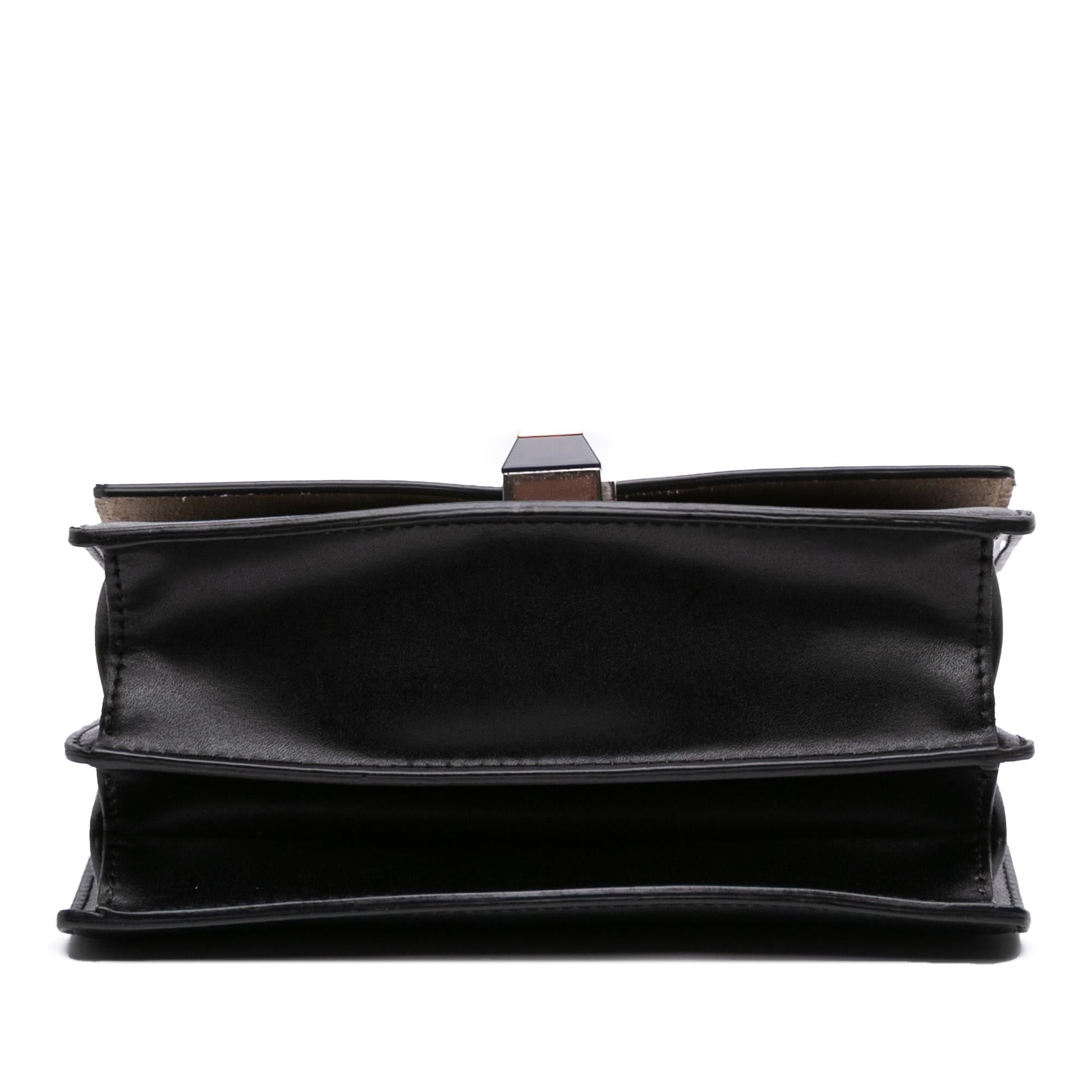 Fendi Baguette Shoulder Bag - Ewore Bags