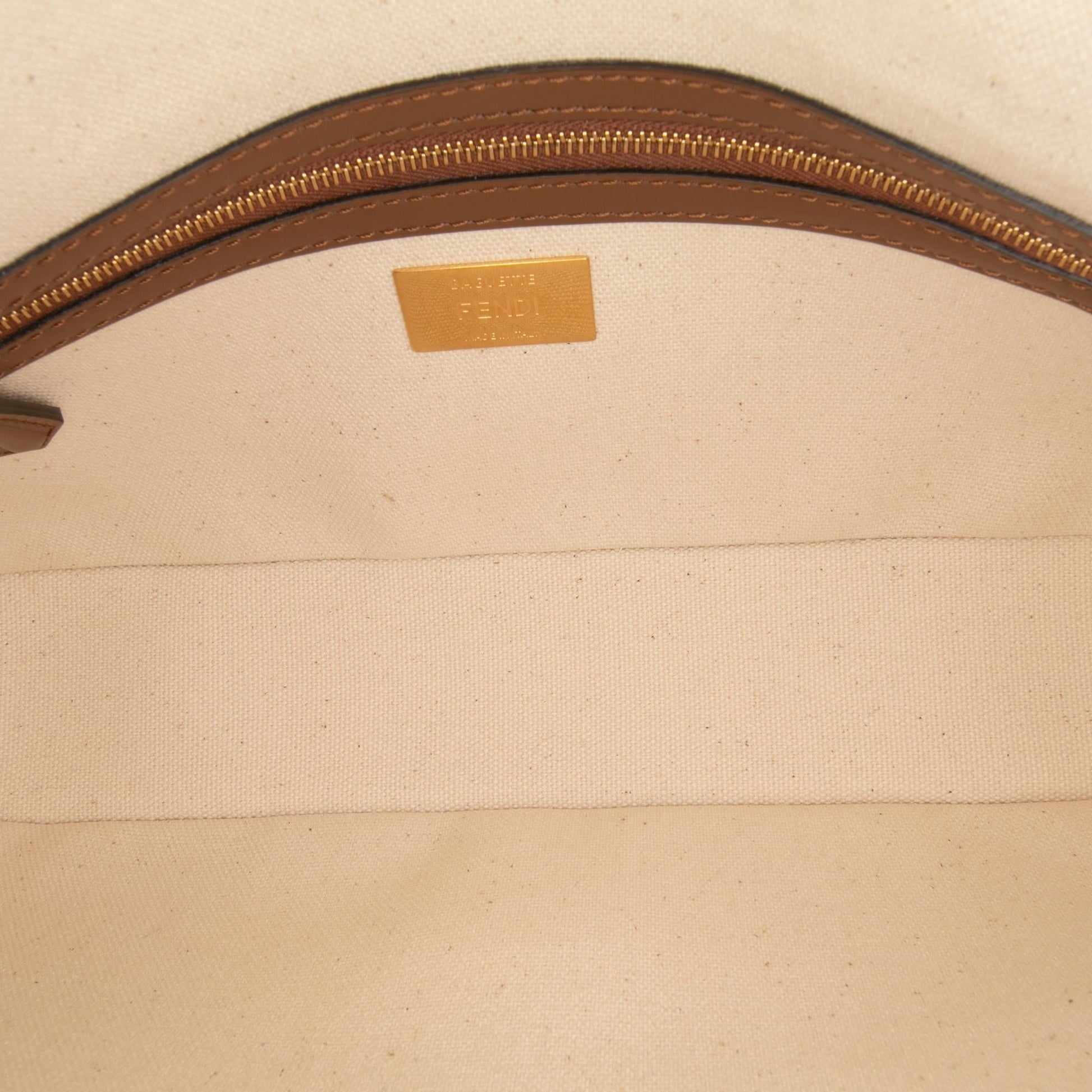 Fendi Baguette Shoulder Bag - Ewore Bags