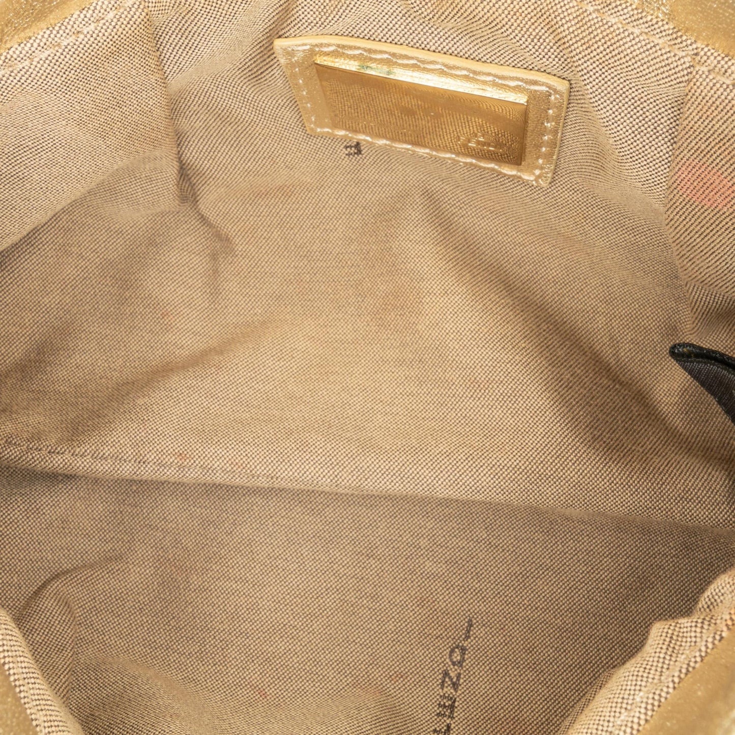 Fendi Baguette Shoulder Bag - Ewore Bags